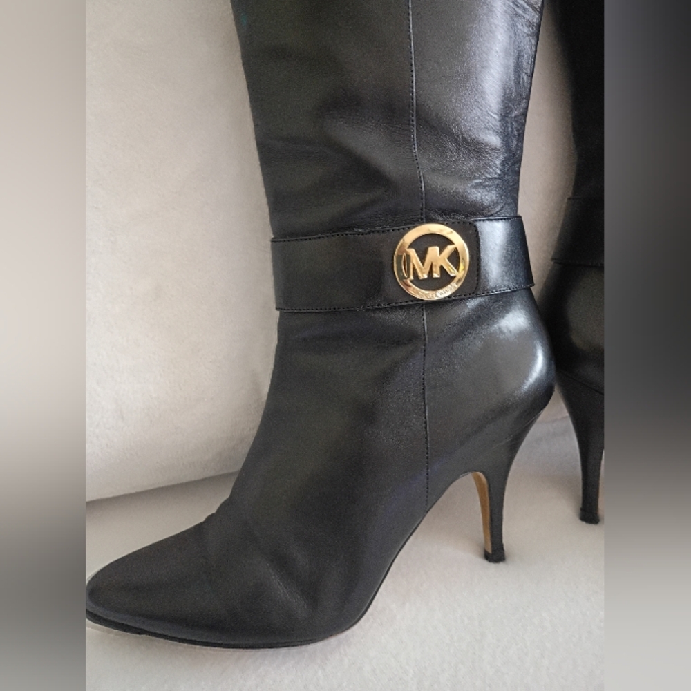 Michael Kors Black Leather Knee-High Stiletto Boots with Gold Hardware - Picture 3 of 8